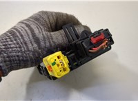  Блок управления подрулевыми переключателями Volkswagen Touran 2003-2006 20448238 #3