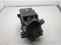 88969105, 88969104 Корпус воздушного фильтра Pontiac Vibe 1 2002-2008 20457143 #5