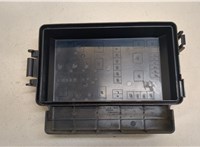  Крышка блока предохранителей Chrysler 300C 2004-2011 20464363 #2