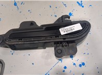  Ручка двери наружная Tesla Model 3 20472260 #1