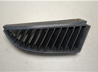 MN127774 Решетка радиатора Mitsubishi Colt 2002-2012 20475701 #1