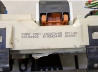  Блок предохранителей Ford Focus 2 2008-2011 20477638 #3