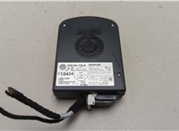 1K8051730B Блок управления Bluetooth Volkswagen Touareg 2007-2010 20478245 #1
