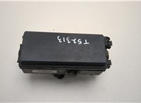  Блок предохранителей Jeep Grand Cherokee 2004-2010 20479445 #1