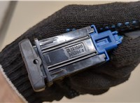 8475112112 Кнопка обогрева сидений Toyota Auris E18 2012- 20498440 #3