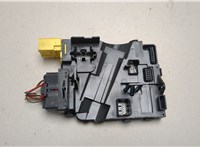  Блок управления подрулевыми переключателями Volkswagen Caddy 2004-2015 20516572 #1