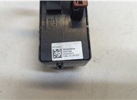 23319461 Кнопка обогрева сидений Chevrolet Equinox 2017-2021 20520600 #3