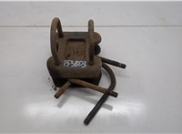 2K0599175A, 2K0599173H Кронштейн рессоры Volkswagen Caddy 2004-2015 20535293 #1