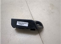 6460606020 Кнопка открывания багажника с крышки Toyota Camry V40 2006-2011 20540261 #2