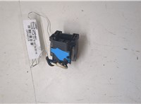  Фишка (разъем) Toyota Prius 2015-2019 20540710 #1