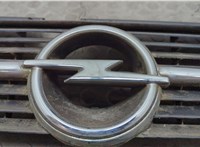  Решетка радиатора Opel Omega B 1994-2003 20560761 #2