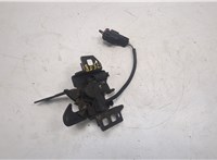  Замок капота Chevrolet Tahoe 2006-2014 20565561 #2