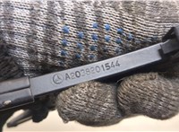 A2038201544 Щеткодержатель Mercedes C W203 2000-2008 20570728 #2