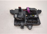 13302300 Блок предохранителей Opel Astra J 2010-2017 20577136 #1