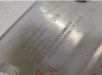 8126002330, 8126002340 Фонарь салона (плафон) Pontiac Vibe 2 2008-2010 20591740 #3