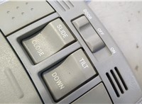 8126002330, 8126002340 Фонарь салона (плафон) Pontiac Vibe 2 2008-2010 20591740 #4