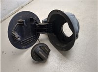 695104Z000, 695134Z000 Лючок бензобака Hyundai Santa Fe 2012-2018 20596431 #1