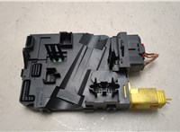  Блок управления подрулевыми переключателями Volkswagen Caddy 2004-2015 20604469 #1
