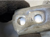  Петля двери Pontiac Vibe 2 2008-2010 20605492 #3