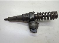 038130073AG Форсунка топливная Volkswagen Transporter 5 2003-2015 20618459 #1