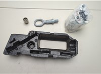 7P0012112J, 7P0805783, 4L0012619 Набор инструментов штатный Volkswagen Touareg 2010-2014 20622371 #1
