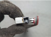 A2038200156 Фонарь дополнительный (стоп-сигнал) Mercedes C W203 2000-2008 20627954 #2