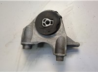  Подушка крепления КПП Chevrolet Captiva 2011-2016 20635156 #1
