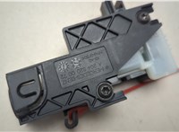 A2048200072 Электропривод запирания бака Mercedes E W212 2009-2016 20636778 #3