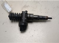  Форсунка топливная Skoda Octavia (A5) 2004-2013 20637103 #1