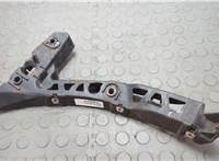 C2Z10618 Кронштейн бампера Jaguar XF 2007-2015 20639020 #1