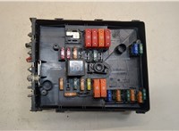  Блок предохранителей Volkswagen Touran 2003-2006 20649843 #3