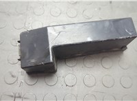  Крышка блока предохранителей Lexus IS 2005-2016 20650241 #1