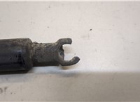 88974301 Амортизатор крышки багажника Pontiac Vibe 1 2002-2008 20662199 #2