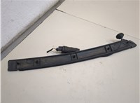 4L7478406A76 Накладка крышки багажника (двери) Lincoln Navigator 2006-2014 20668453 #2