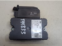 7P0907801F Блок управления стояночным тормозом Volkswagen Touareg 2010-2014 20726779 #1