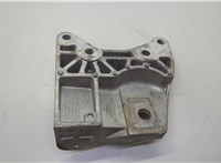 GJ326P096AE Кронштейн двигателя Land Rover Range Rover Evoque 2011-2018 20764533 #2