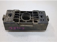 A1666900134 Опора под домкрат (поддомкратная подушка) Mercedes ML W166 2011-2015 20764610 #1