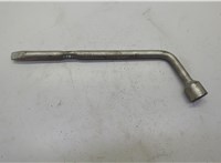  Ключ балонный Chevrolet Trax 2016-2022 20765113 #1