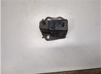 88970451 Кронштейн усилителя бампера Pontiac Vibe 1 2002-2008 20812050 #2