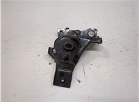 5L8Z8B068BA Кронштейн радиатора Ford Escape 2000-2006 20821136 #1