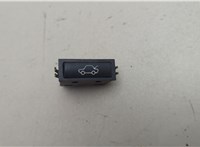 61318365579, 8365579 Кнопка открывания багажника салонная BMW 7 E38 1994-2001 20824944 #2