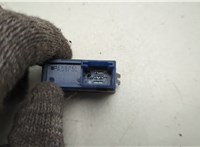 61318365579, 8365579 Кнопка открывания багажника салонная BMW 7 E38 1994-2001 20824944 #3