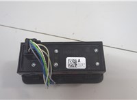 CPLA11654AA Кнопка открывания багажника салонная Land Rover Range Rover 4 2012-2021 20859379 #2