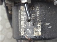 1K0907379AT Блок АБС, насос (ABS, ESP, ASR) Volkswagen Golf 6 2008-2012 20974935 #3