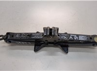  Домкрат Nissan Almera Tino 21050364 #1