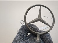 A2108800186 Эмблема Mercedes E W211 2002-2009 21054886 #3