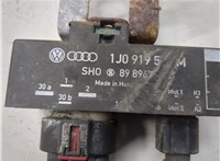  Реле вентилятора Skoda Fabia 2007-2014 21056210 #2