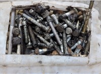  Ведро болтов * * 21071565 #2