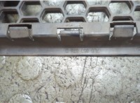7L6853399 Заглушка (решетка) бампера Volkswagen Touareg 2006-2010 21082073 #2