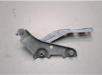  Петля капота Chevrolet Malibu 2015-2018 21111145 #1
